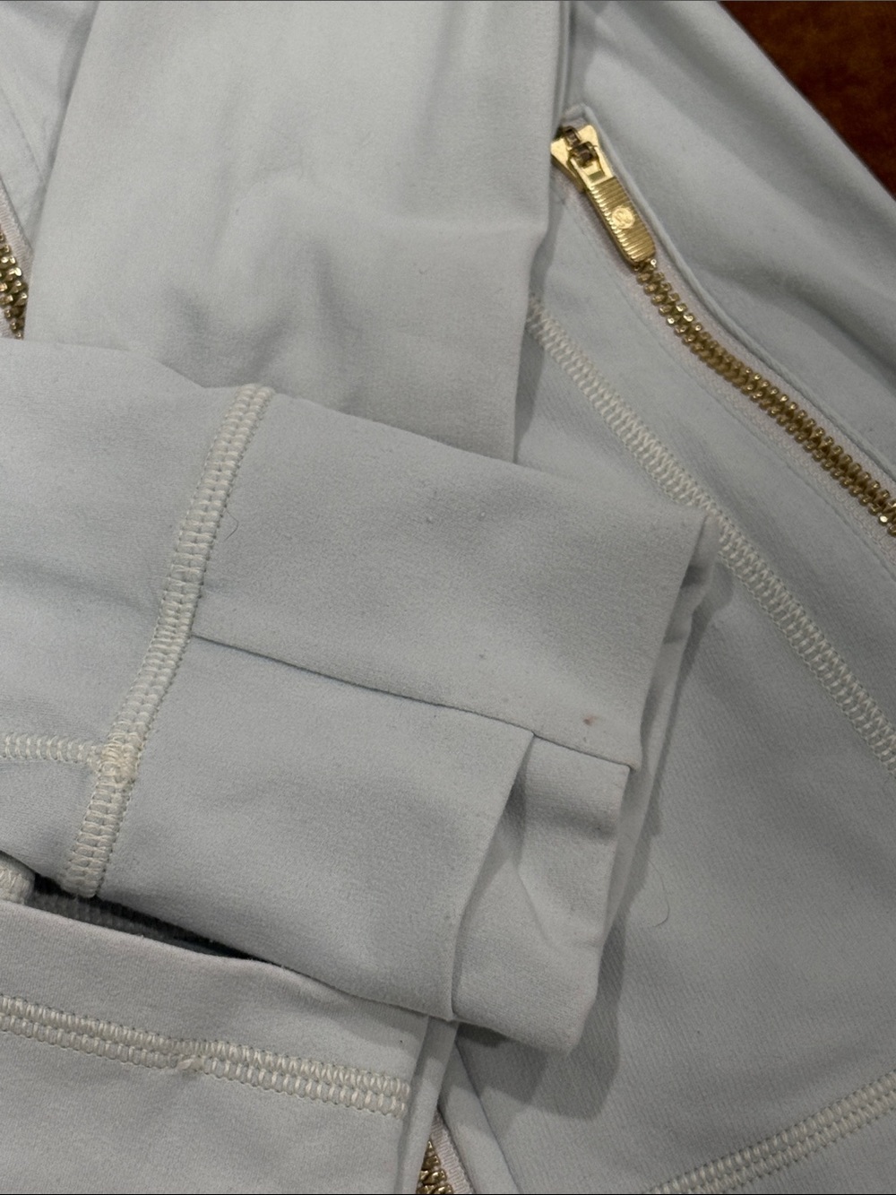 Lululemon define jacket size 6 - Picture 4 of 10